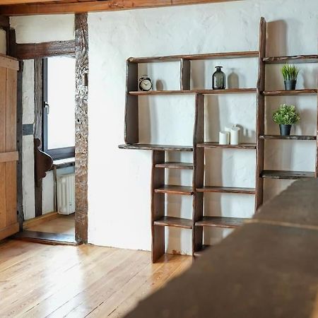 Charmante Fachwerk Wohnung Mit Terrasse In Der Altstadt Koblenz  Dış mekan fotoğraf