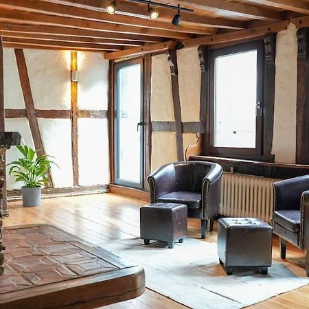 Charmante Fachwerk Wohnung Mit Terrasse In Der Altstadt Koblenz  Dış mekan fotoğraf