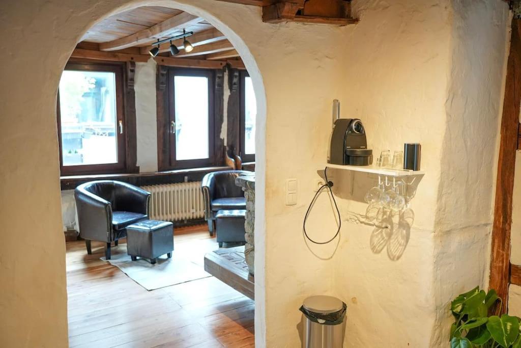 Charmante Fachwerk Wohnung Mit Terrasse In Der Altstadt Koblenz  Dış mekan fotoğraf