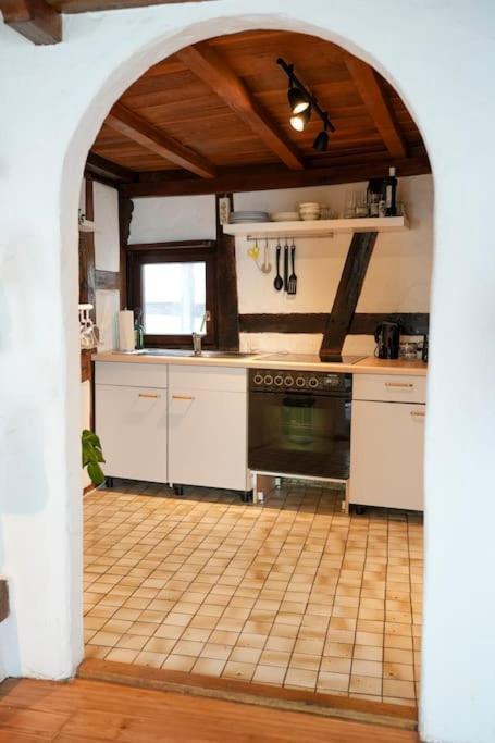 Charmante Fachwerk Wohnung Mit Terrasse In Der Altstadt Koblenz  Dış mekan fotoğraf